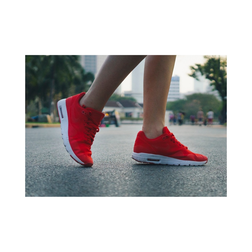 Nike Air Max 1 Ultra Moire Red Women’s 5.5